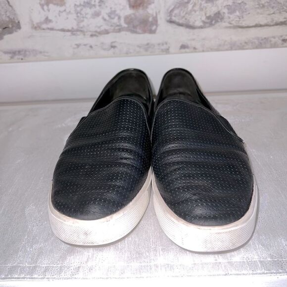 Vince Perforated Blair Slip on Calf Leather Shoe Sneakers Womens Sz 9.5 - Picture 5 of 7